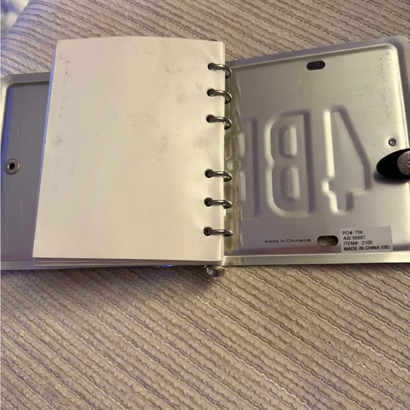 Little Earth Vintage License Plate Photo Album - Picture 4 of 8